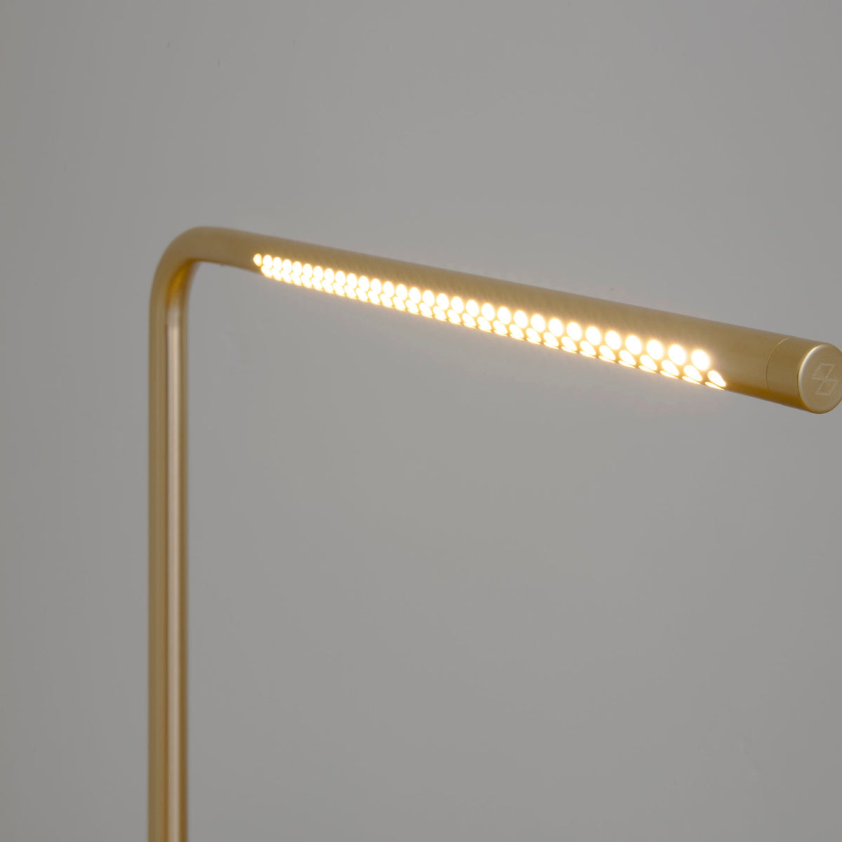 OMNI Floor Lamp