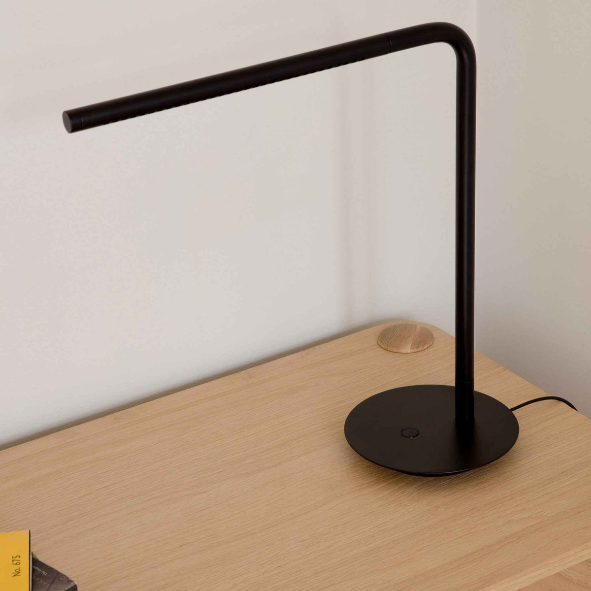 OMNI Table Lamp