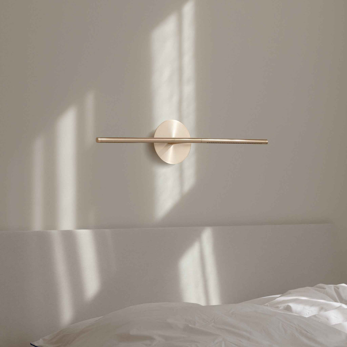 OMNI Wall Lamp