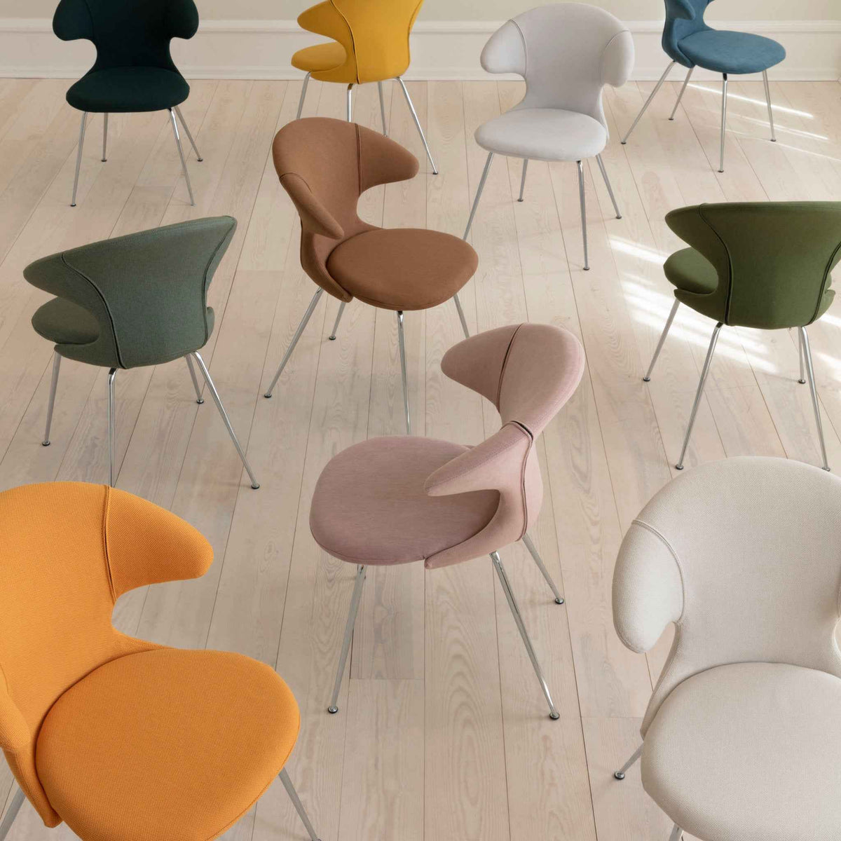 TIME FLIES Dining Chair