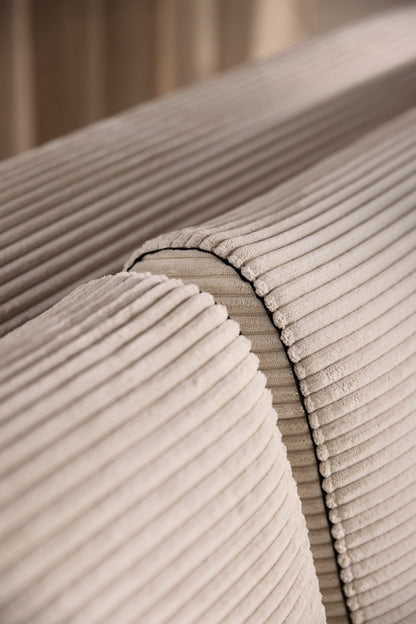 UNFURL LOUNGER Sofa Bed by Innovation Living, interior