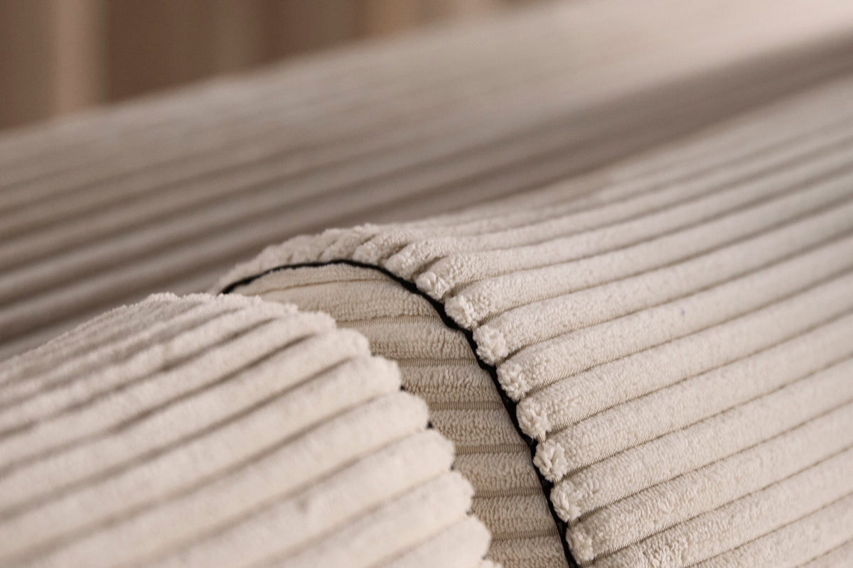 UNFURL LOUNGER Sofa Bed by Innovation Living, interior