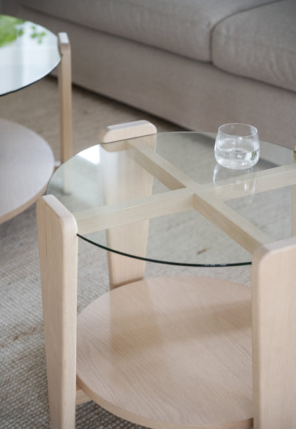 Arran Round Coffee Table Ø52 cm – Whitewash Oak – room setting
