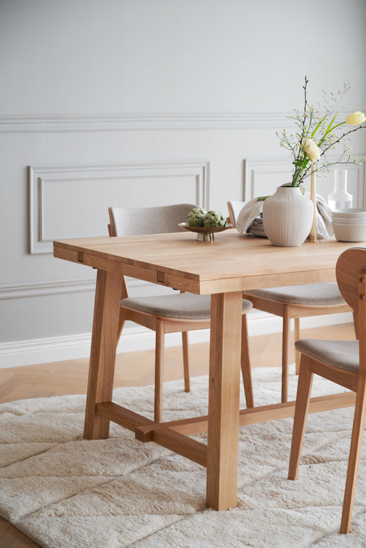 BROOKLYN Oak Dining Table 170 CM – room setting