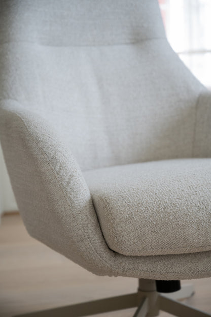 Conroe Swivel Armchair – Light Beige