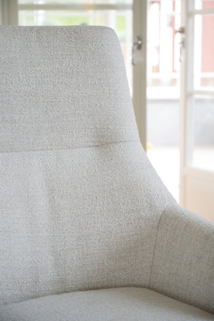 Conroe Swivel Armchair – Light Beige