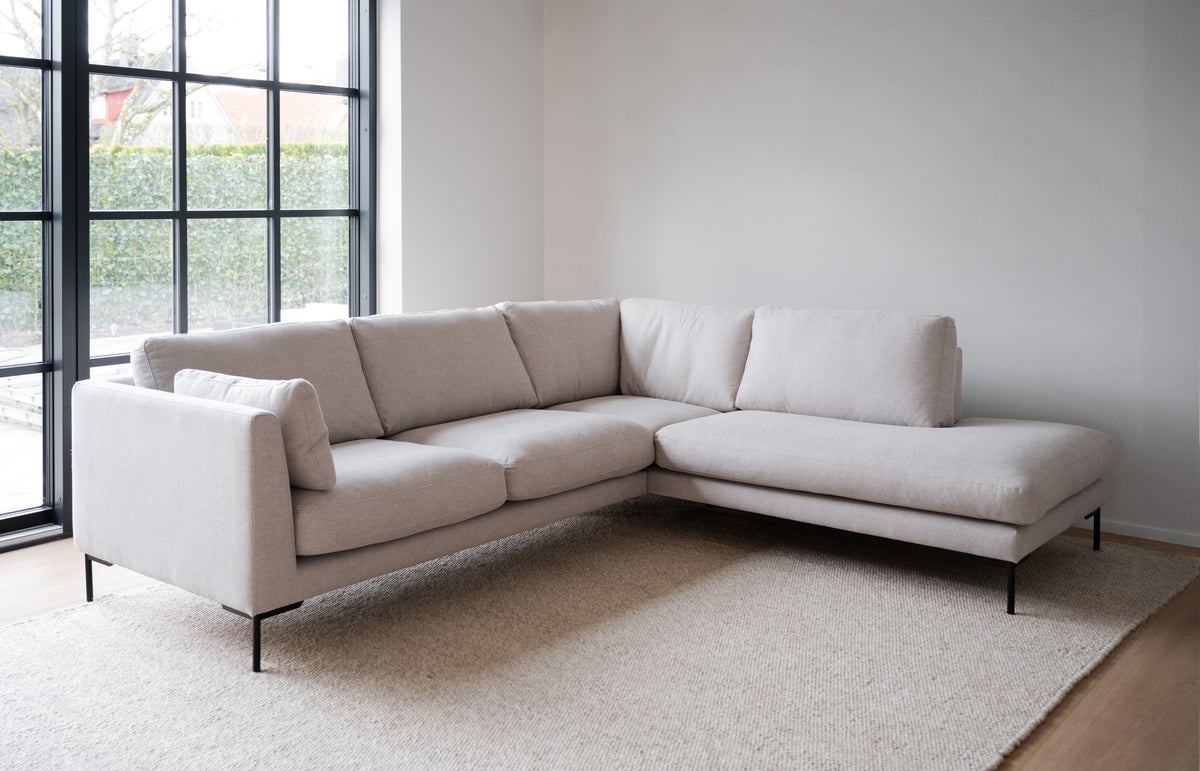 Corwin Corner Sofa with Open End – room setting