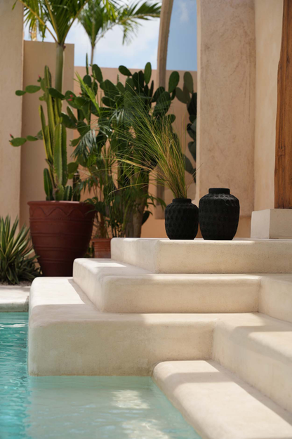 PEAKY Vase - Schwarz