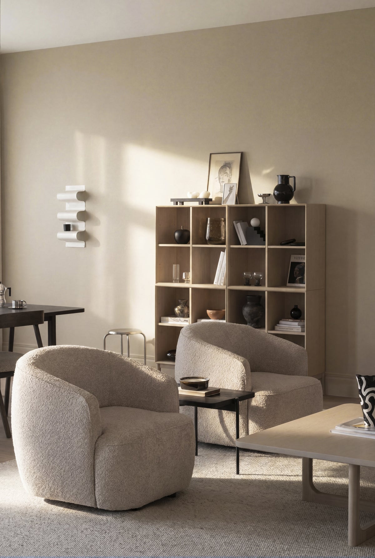 Dermot Lounge Chair – Light Beige