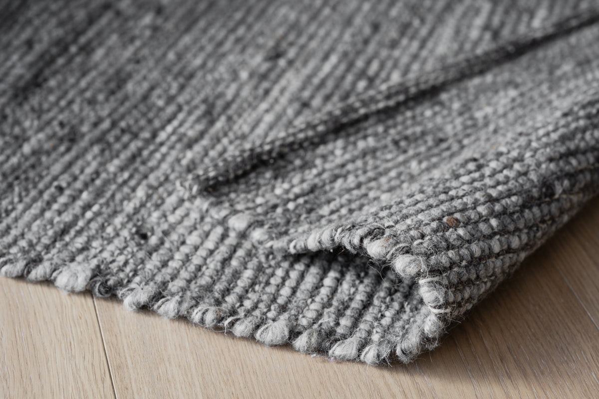 Donegal Wool Rug 200 x 290 cm
