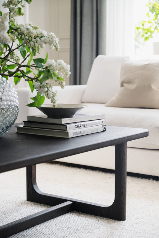 Driscoll Coffee Table 160 x 70 cm – room setting