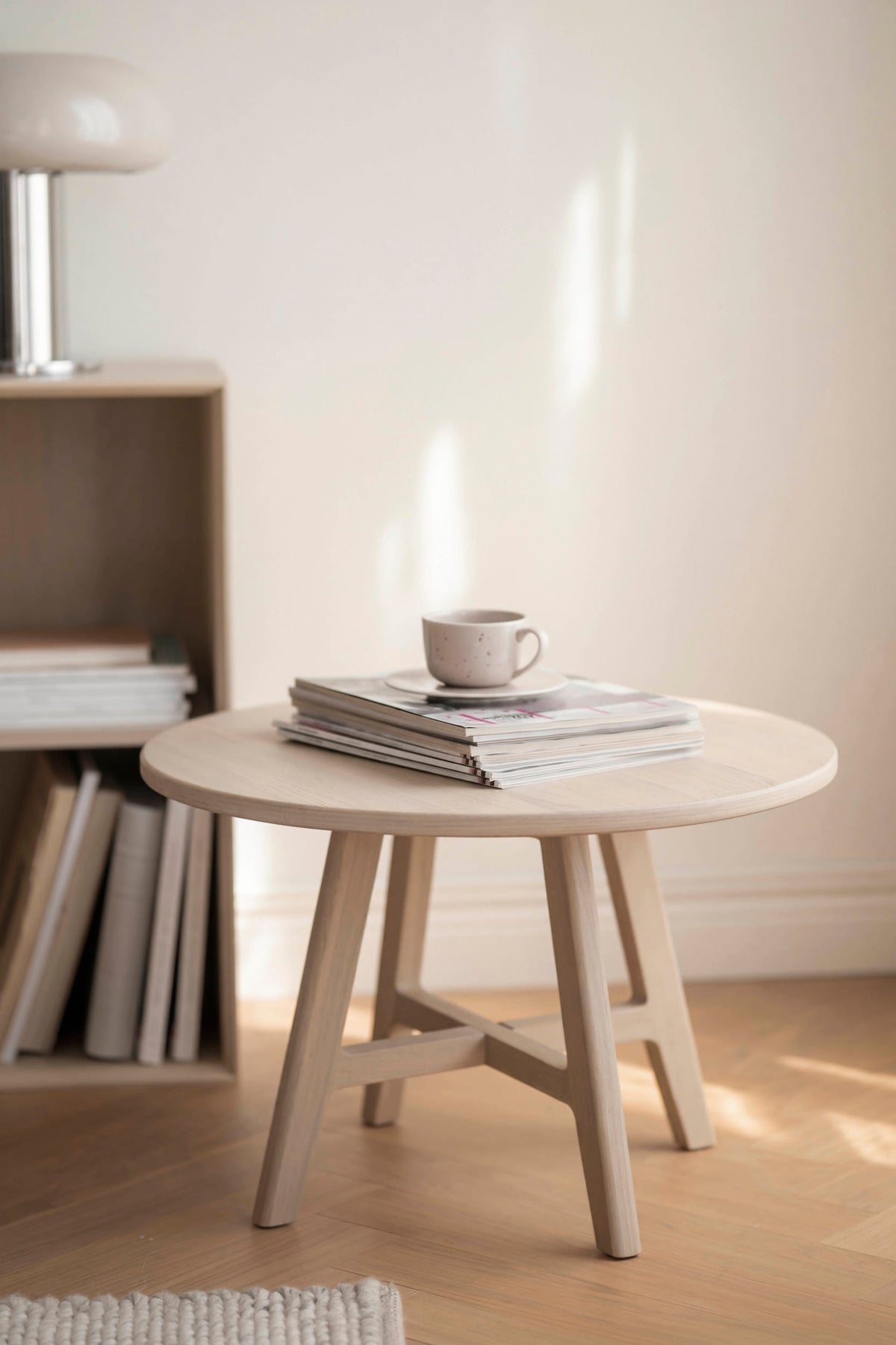 Dumbarton Round Coffee Table Ø60 cm – room setting