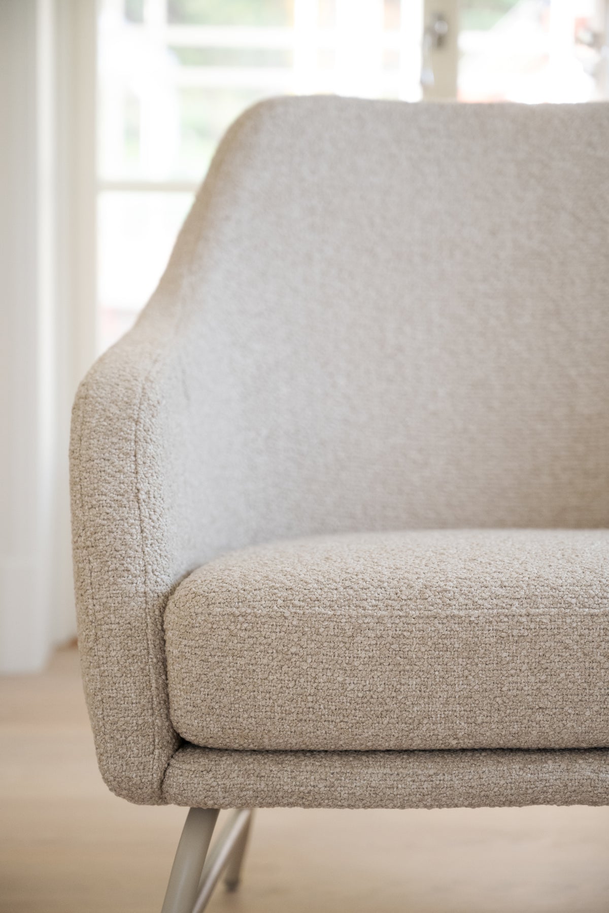 Eldwin Lounge Chair – Beige