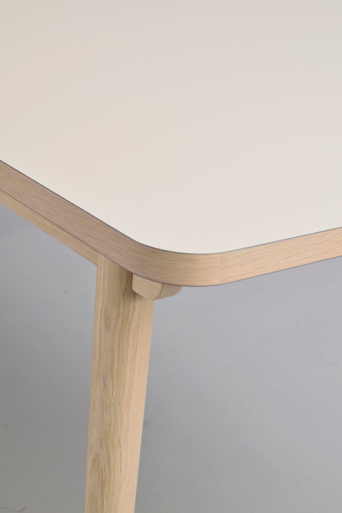 Fairmount Dining Table 220 x 95 cm