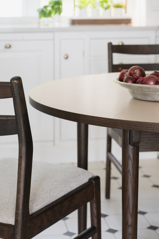 Fairmount Round Dining Table Ø120 cm – room setting