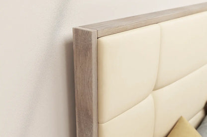 FRIDA Oak Bed