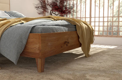 FRIDA Oak Bed