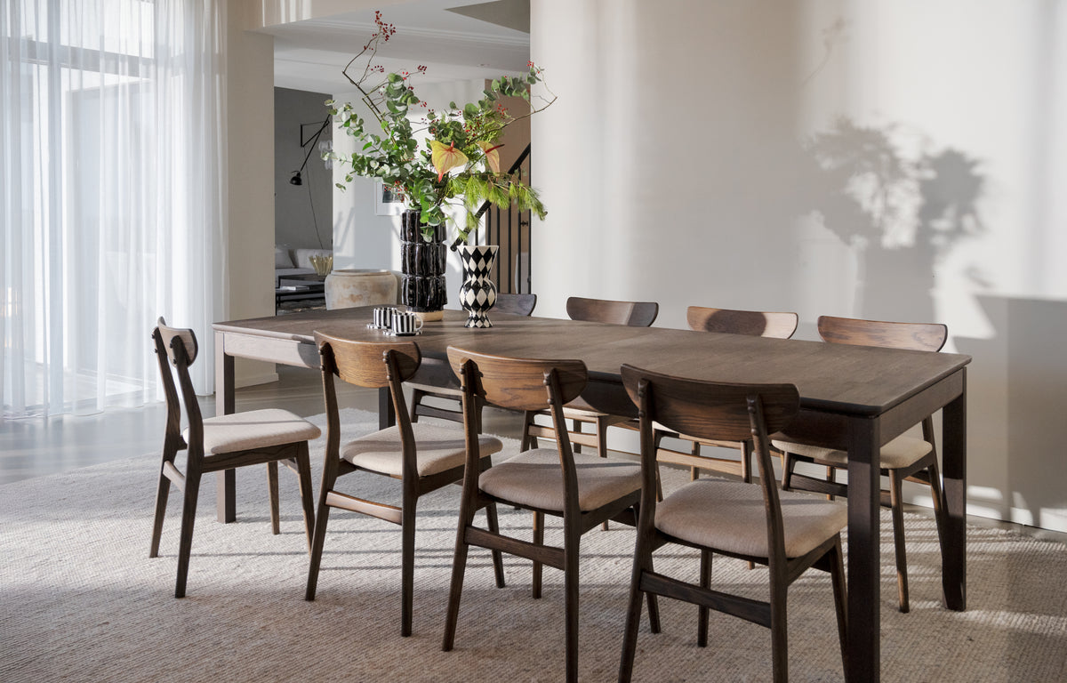 Gardner Dining Table, Brown Oiled Oak, 200 to 300 cm