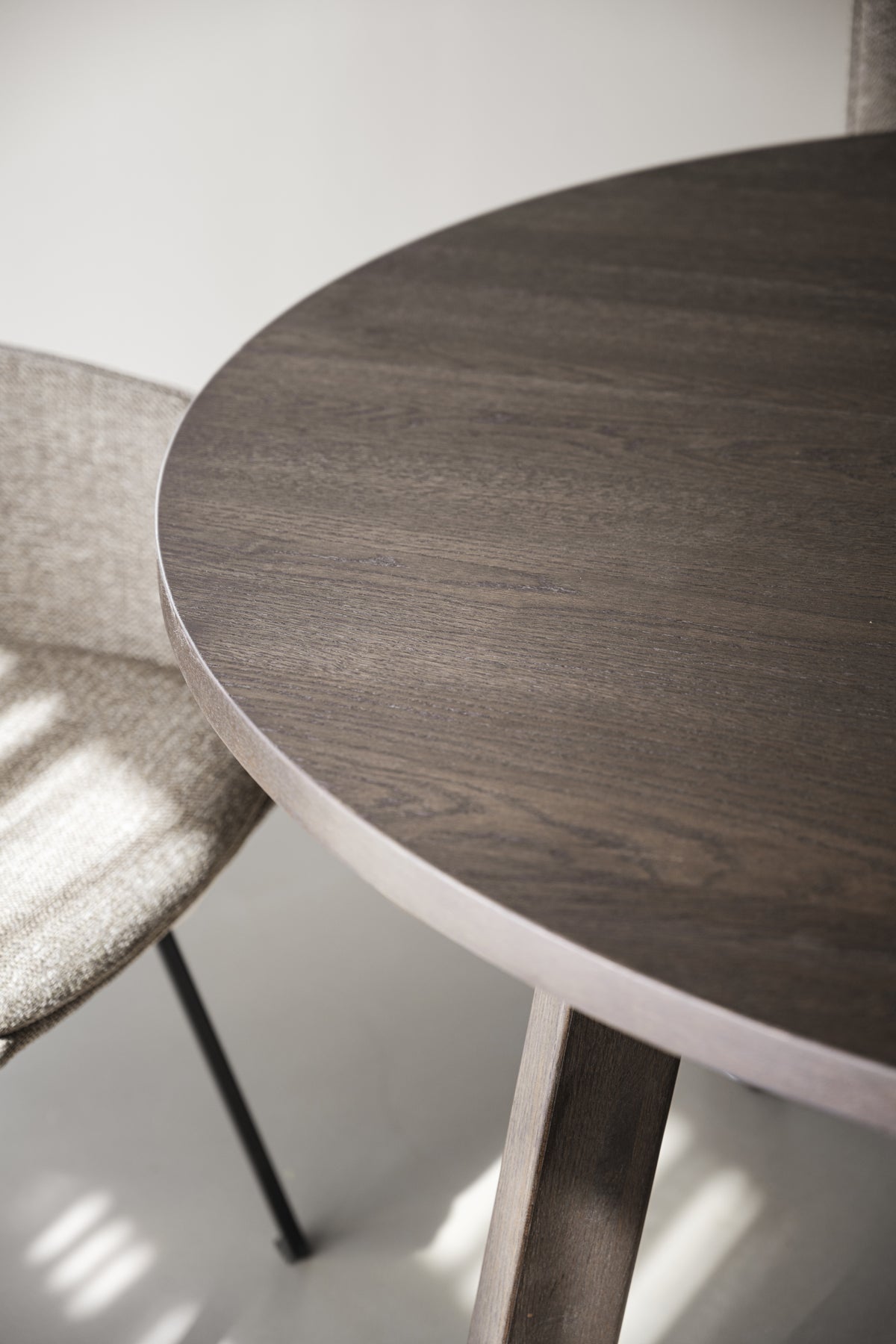 Glenside Round Extendable Dining Table Ø130 cm
