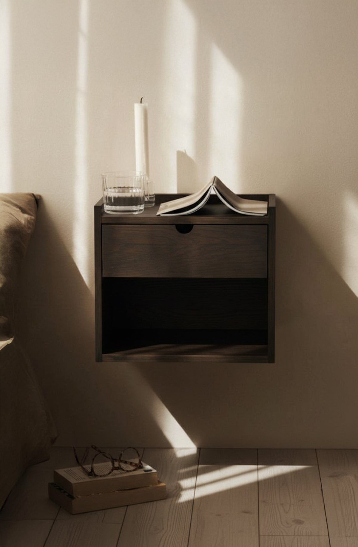 Hillmond Wall-Mounted Bedside Table – Brown Oak
