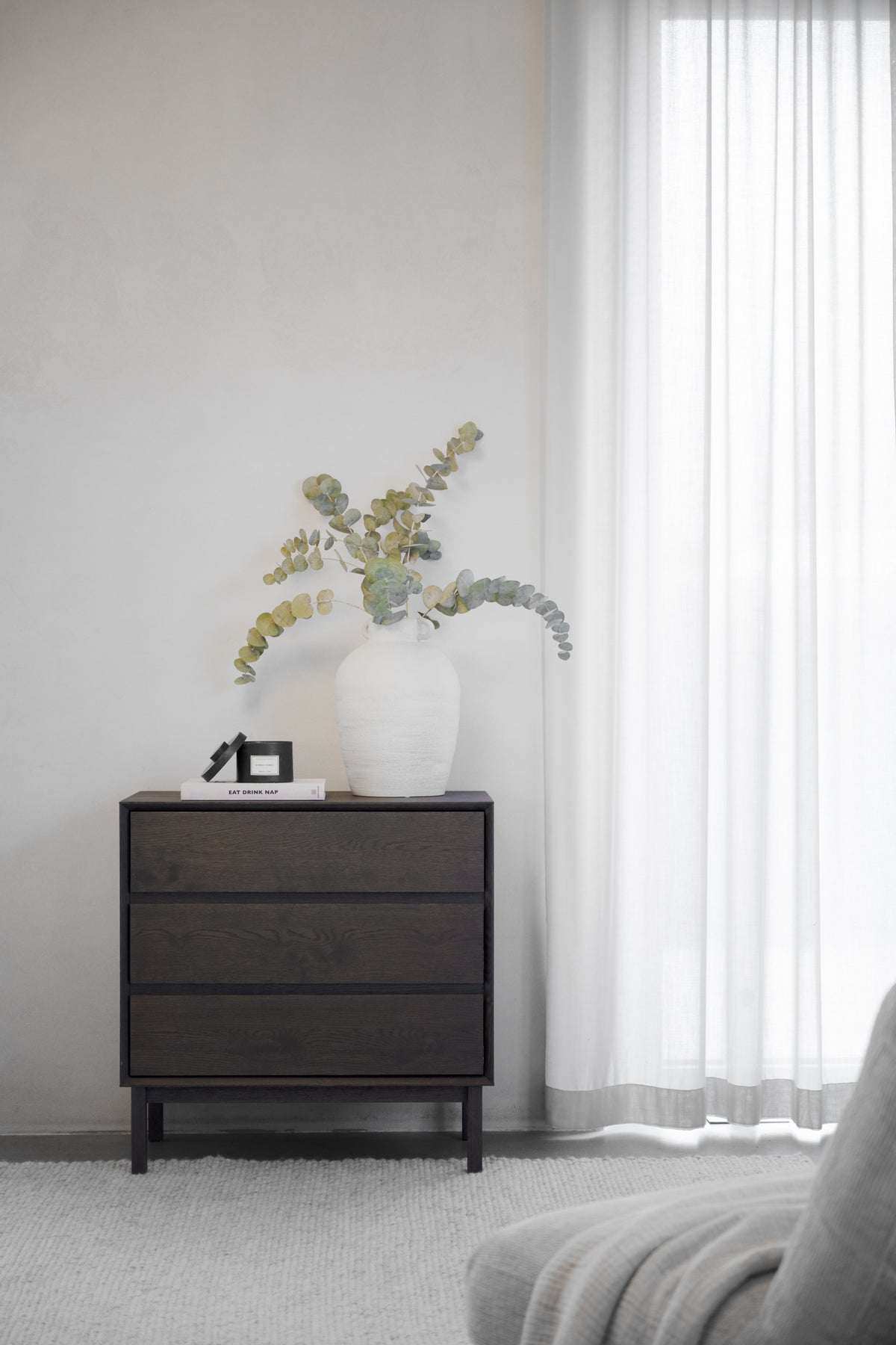 Mackay Chest of Drawers 75 cm – room setting
