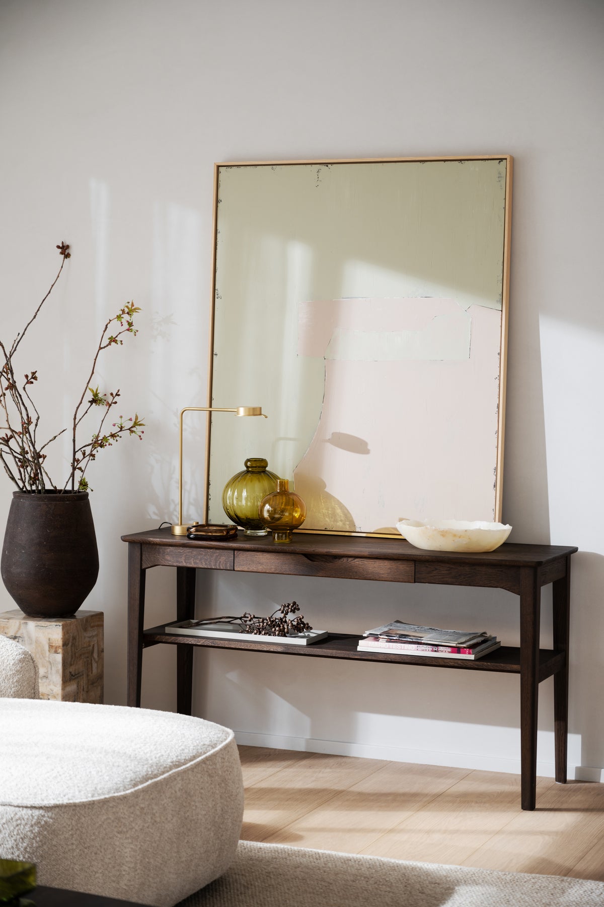 Markham Console Table with Drawer – room setting