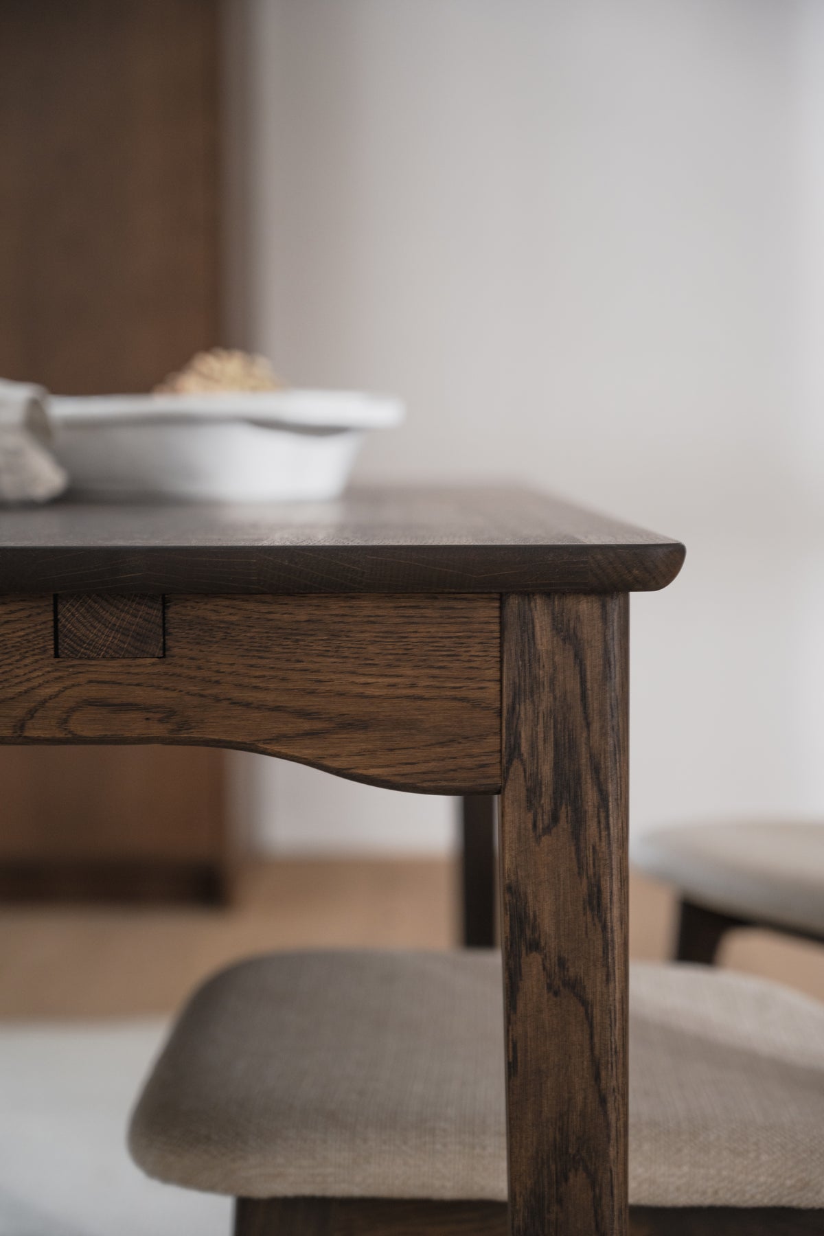 Markham Dining Table 140 x 90 cm