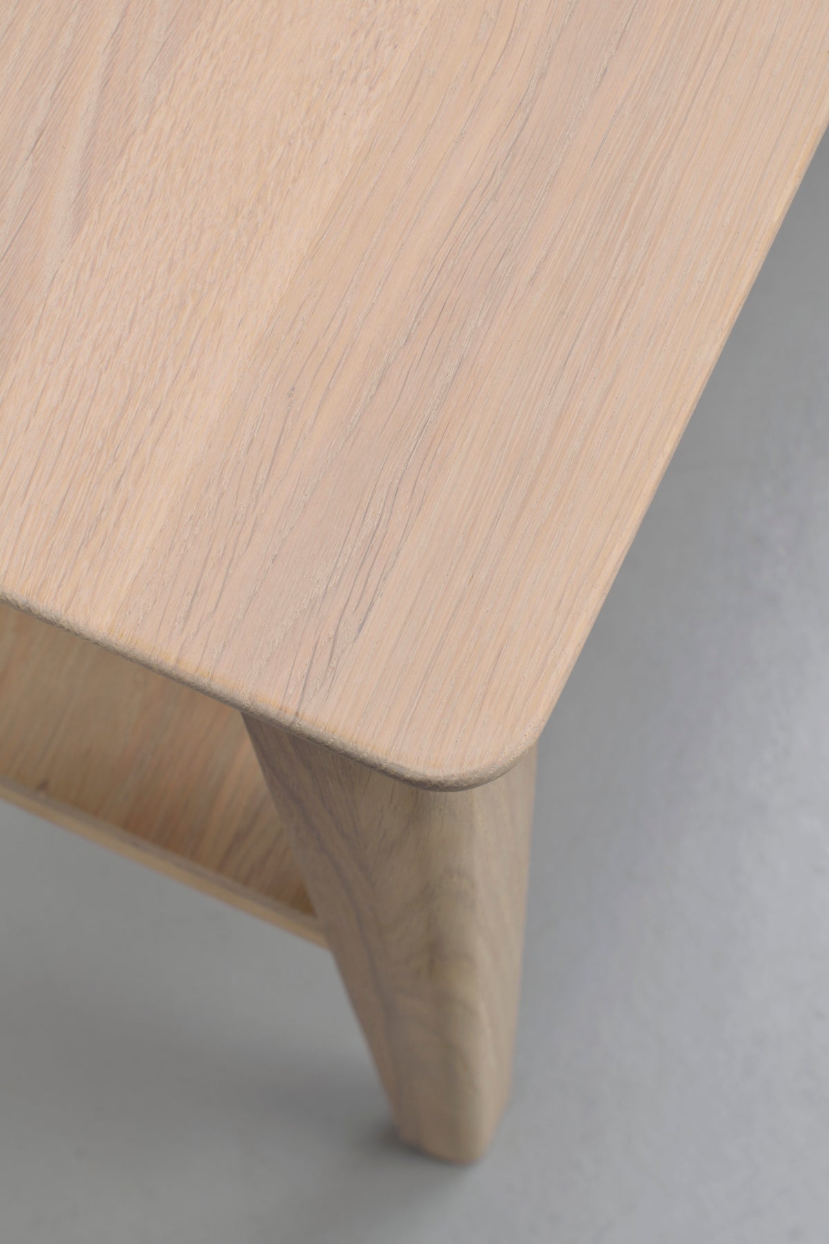 Markham Dining Table 140 x 90 cm
