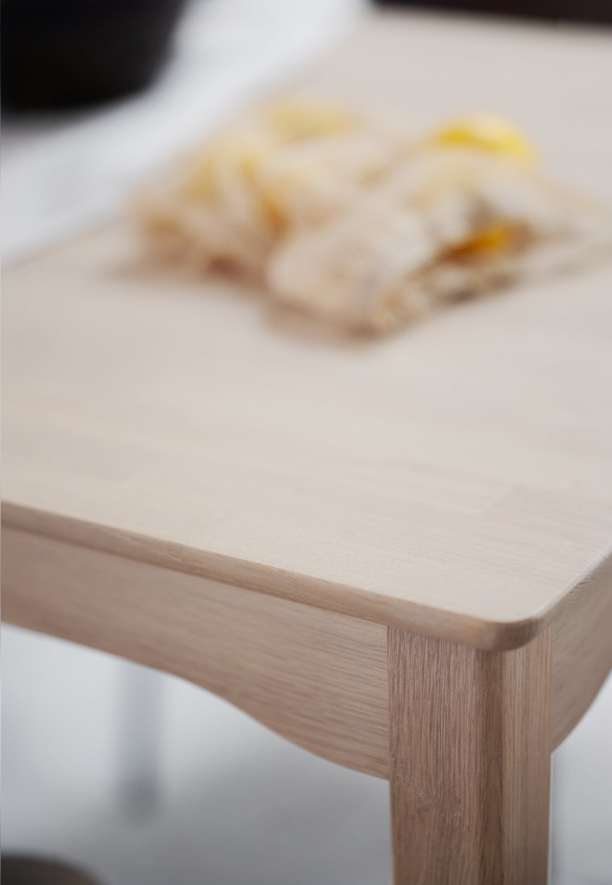 Markham Dining Table 180 x 90 cm