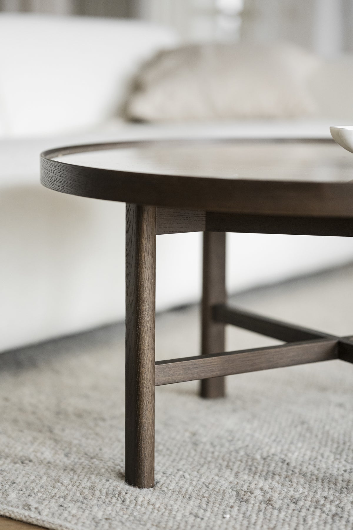 Marsden Round Coffee Table Ø90 cm – room setting