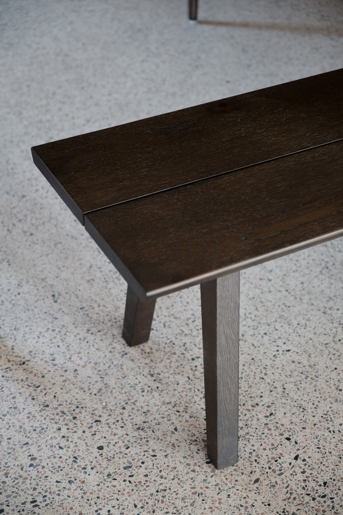 Melfort Dining Bench 144 cm – Brown Oak – room setting