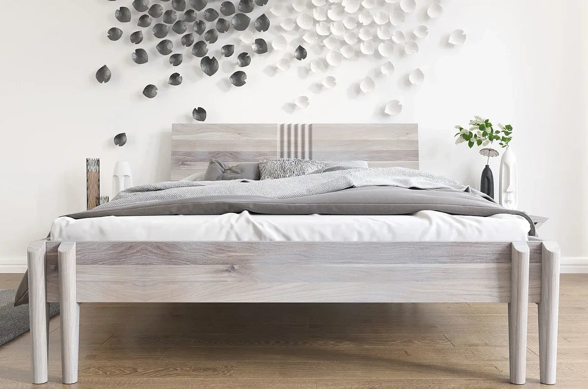 POZNAN Oak Bed