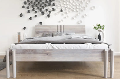 POZNAN Oak Bed