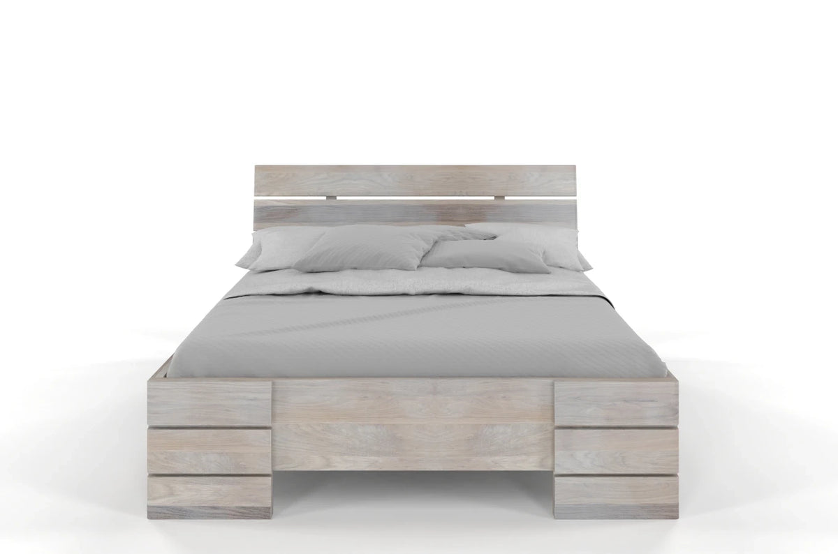 SANDEMO High Oak Bed