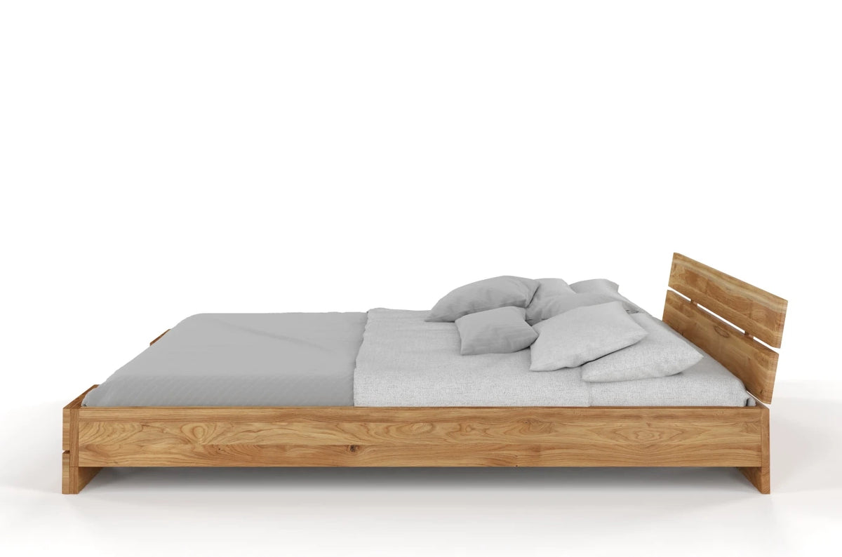 SANDEMO Oak Bed