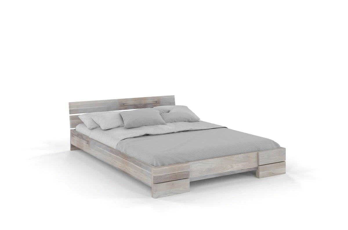 SANDEMO Oak Bed