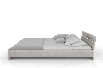 SANDEMO Oak Bed