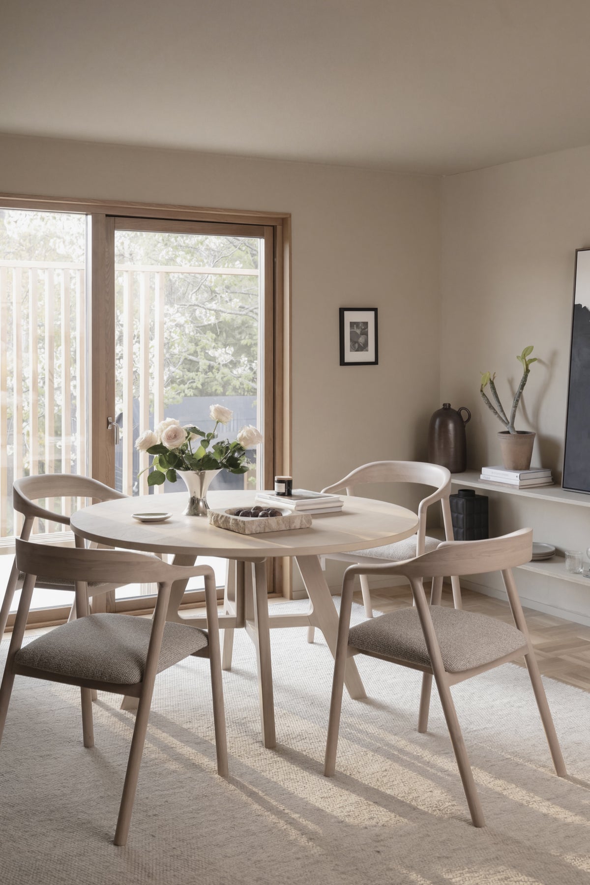 Stockbridge Round Extendable Dining Table 130 cm
