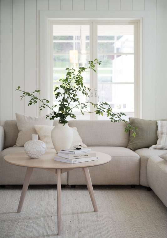 YUMI Coffee Table – room setting