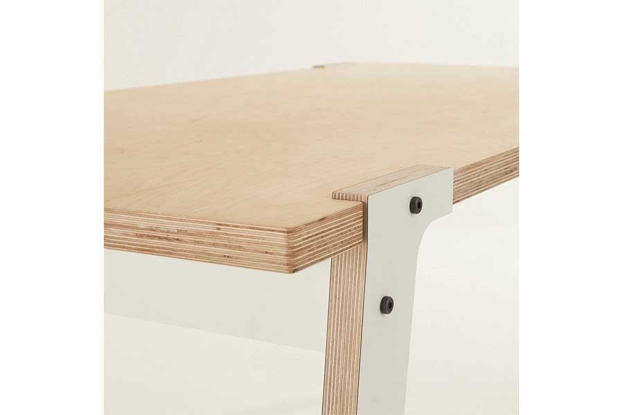SWITCH Desk 122 CM, rform- D40Studio