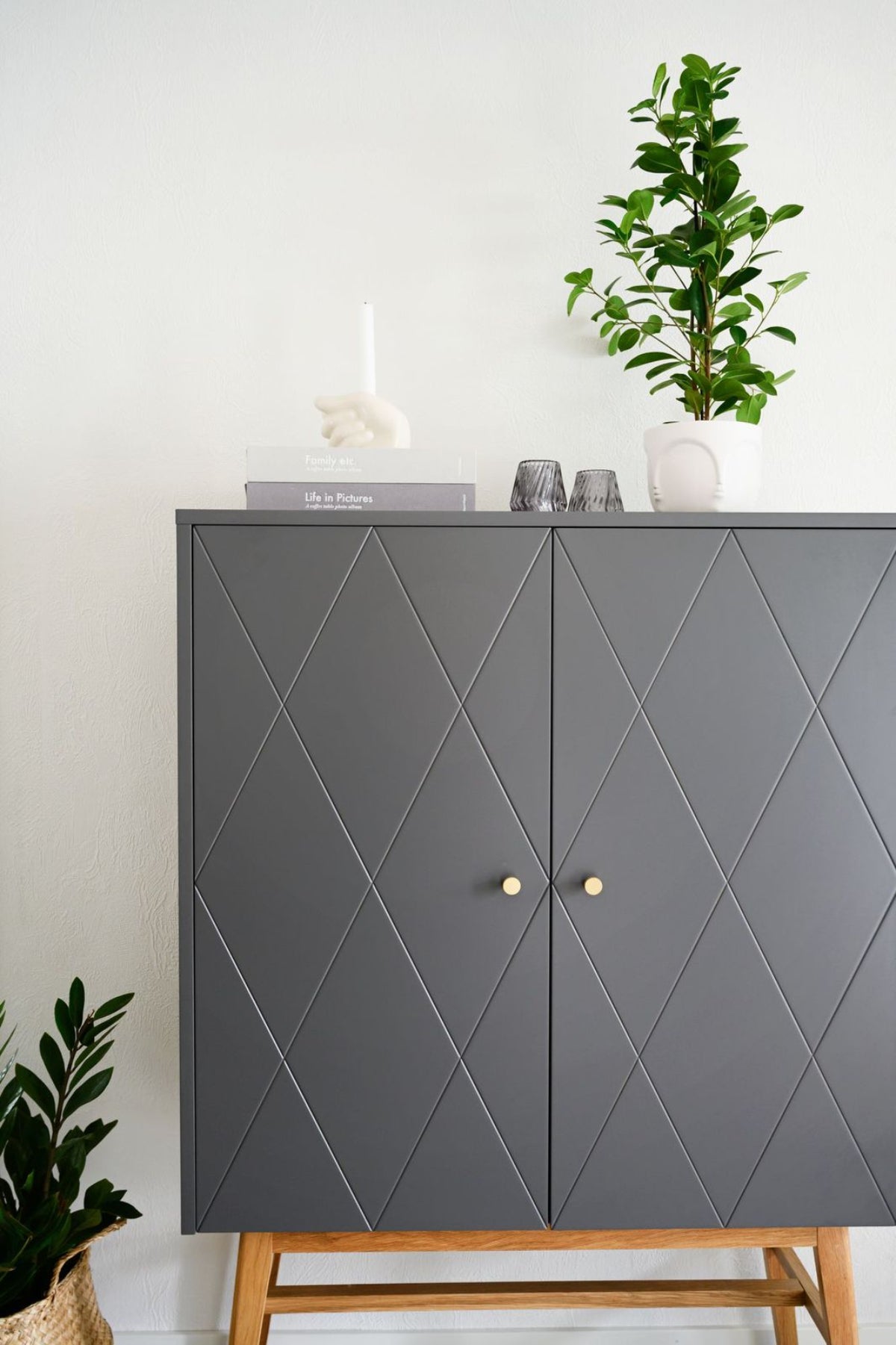 ROSSWOOD Grey Cabinet