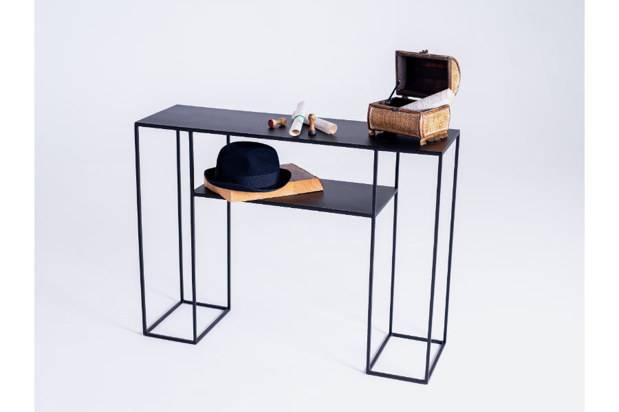 TORGET Metal Console