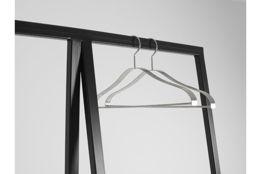 SABU Metal Standing Hanger
