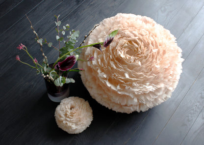 Lámpara de mesa EOS marrón claro